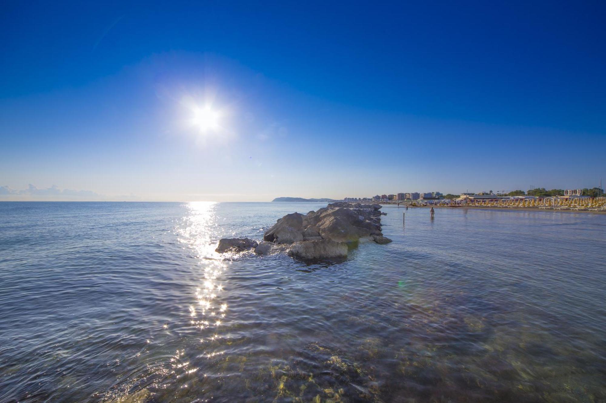 Hotel Touring Misano Adriatico Bilik gambar